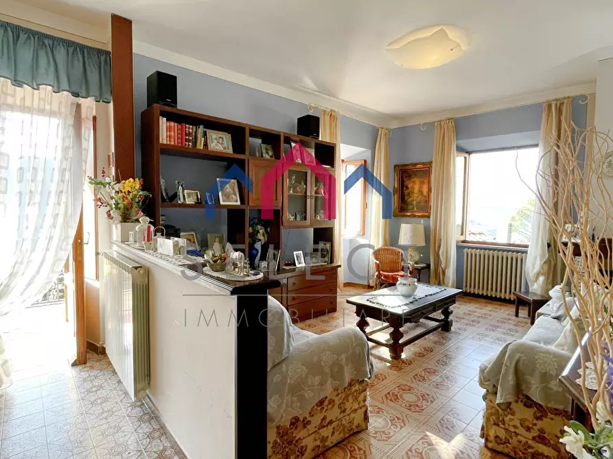 Immagine 12 di Casa semindipendente in vendita  a Bagni Di Lucca