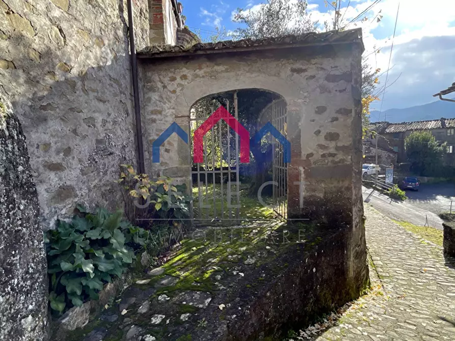 Immagine 72 di Casa semindipendente in vendita  a Bagni Di Lucca
