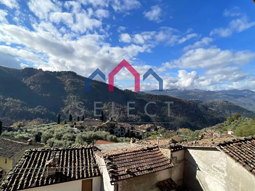 Immagine 58 di Casa semindipendente in vendita  a Bagni Di Lucca