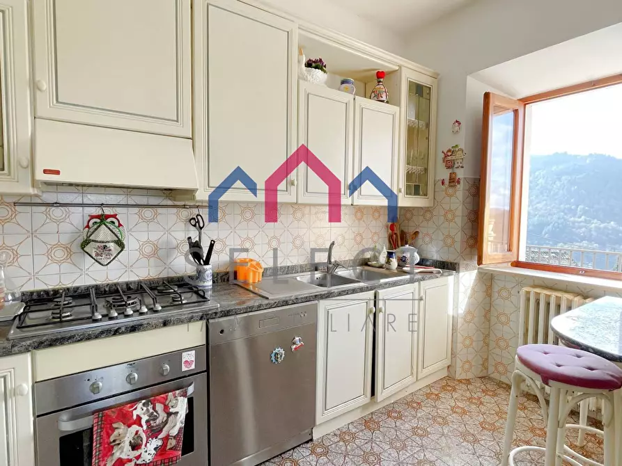 Immagine 25 di Casa semindipendente in vendita  a Bagni Di Lucca