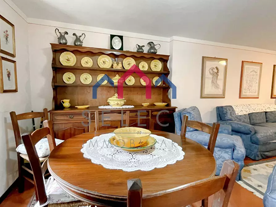 Immagine 8 di Casa semindipendente in vendita  a Borgo A Mozzano