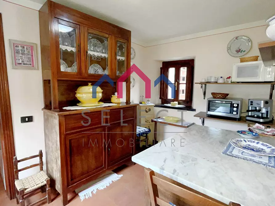 Immagine 10 di Casa semindipendente in vendita  a Borgo A Mozzano