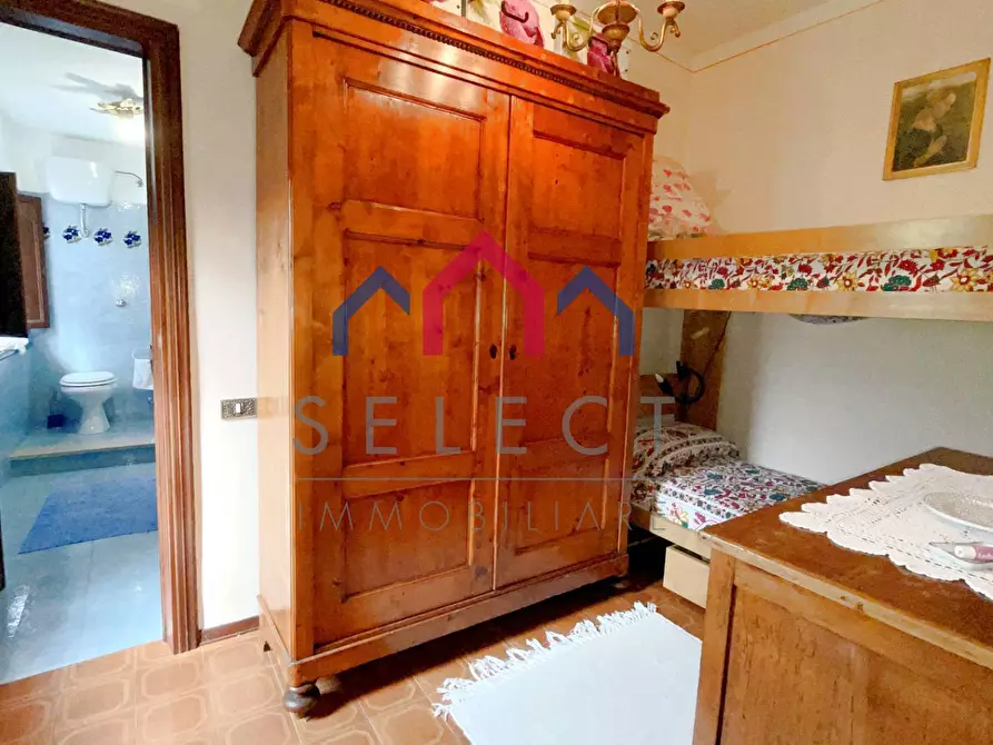 Immagine 21 di Casa semindipendente in vendita  a Borgo A Mozzano