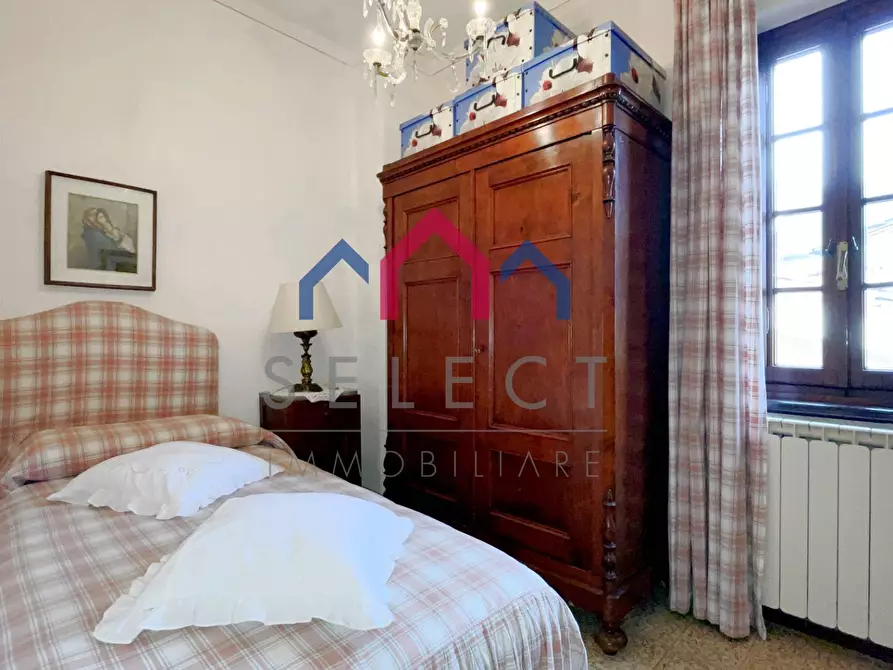 Immagine 19 di Casa semindipendente in vendita  a Borgo A Mozzano