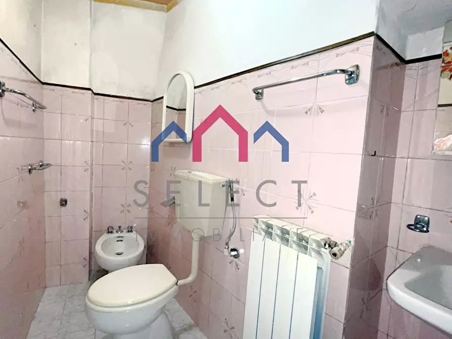 Immagine 8 di Casa semindipendente in vendita  a Borgo A Mozzano