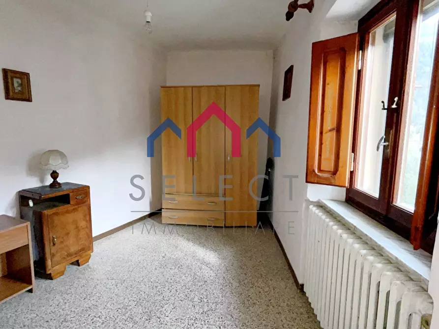 Immagine 25 di Casa semindipendente in vendita  a Borgo A Mozzano