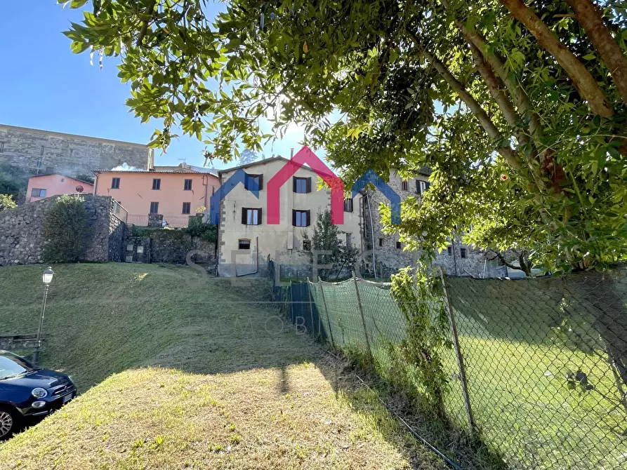 Immagine 2 di Casa semindipendente in vendita  a Gallicano