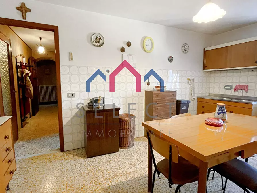 Immagine 11 di Casa semindipendente in vendita  a Gallicano