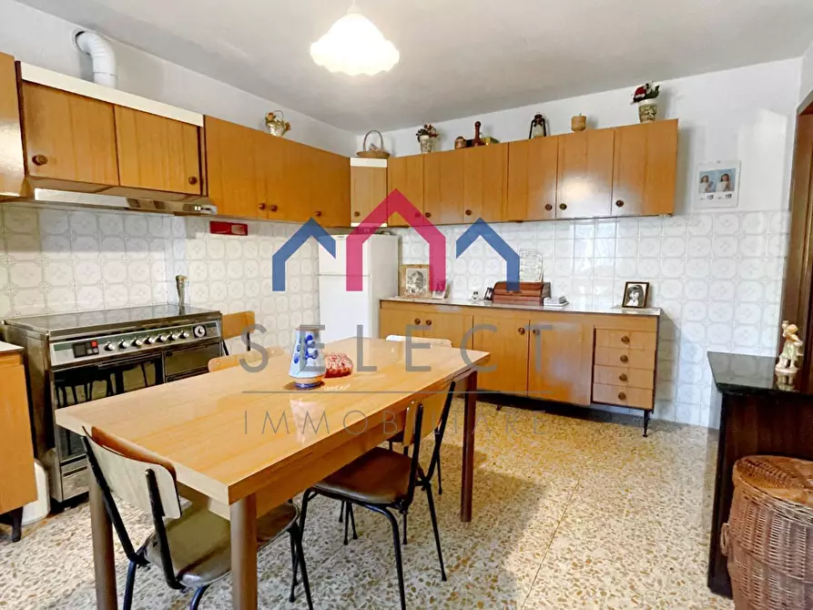 Immagine 6 di Casa semindipendente in vendita  a Gallicano