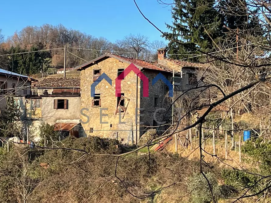 Immagine 51 di Casa semindipendente in vendita  a Molazzana