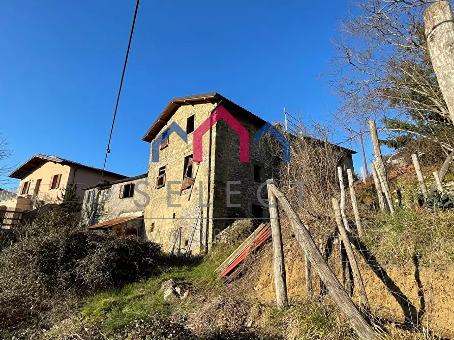Immagine 12 di Casa semindipendente in vendita  a Molazzana
