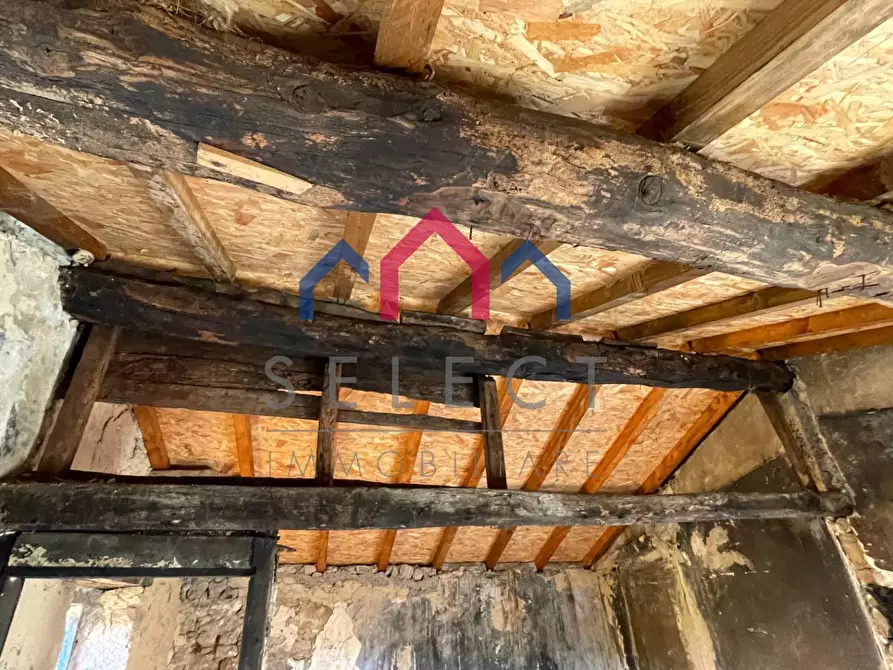 Immagine 34 di Casa semindipendente in vendita  a Molazzana