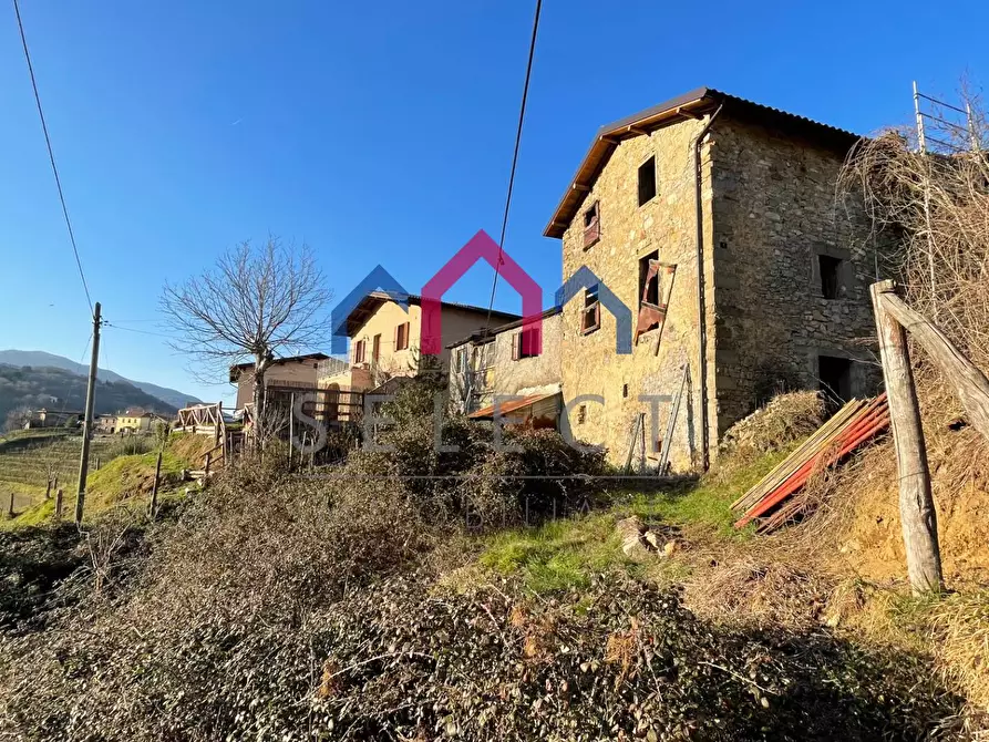 Immagine 43 di Casa semindipendente in vendita  a Molazzana