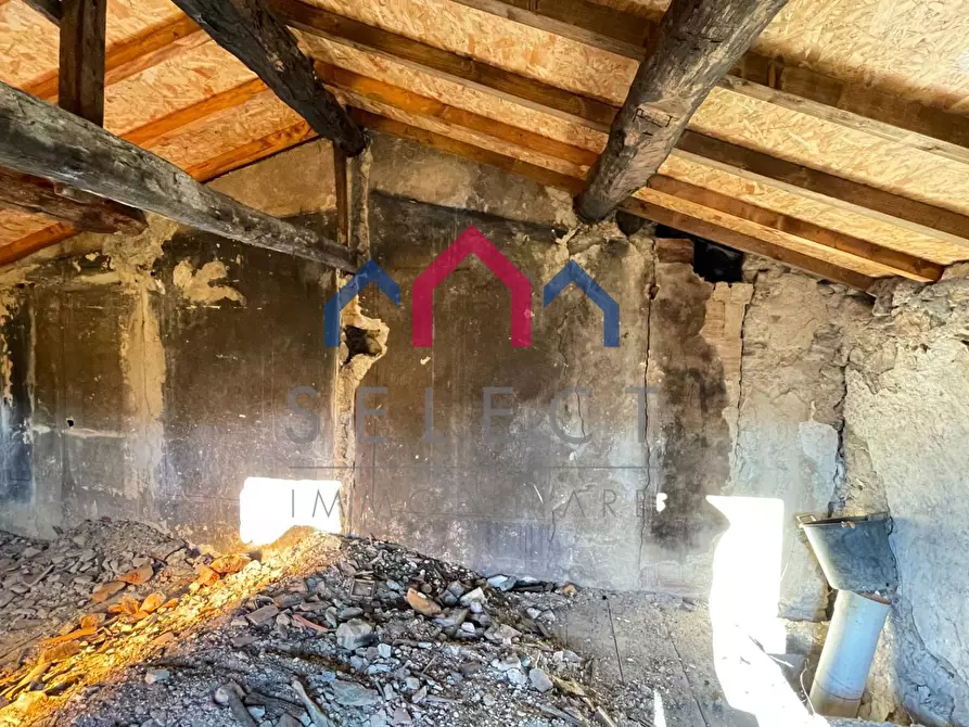 Immagine 30 di Casa semindipendente in vendita  a Molazzana