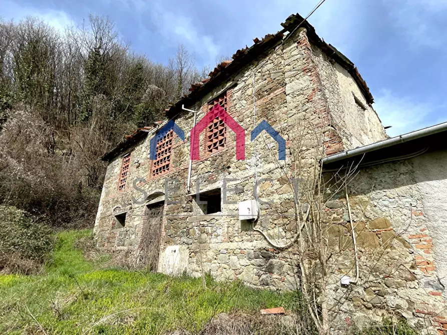 Immagine 13 di Rustico / casale in vendita  a Castiglione Di Garfagnana