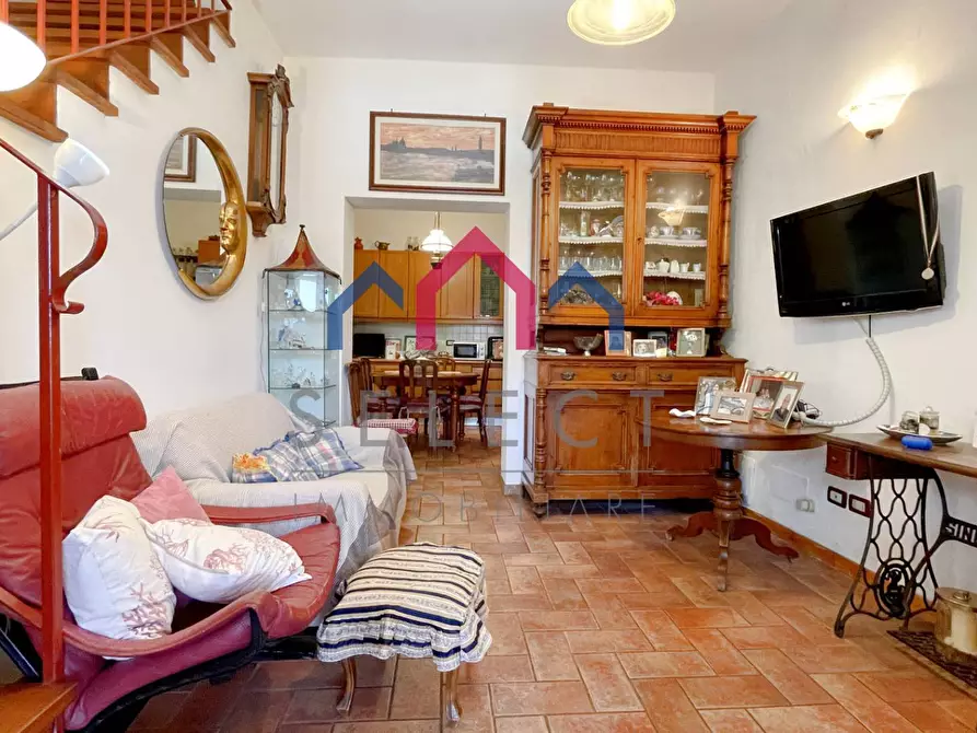 Immagine 32 di Appartamento in vendita  a Borgo A Mozzano