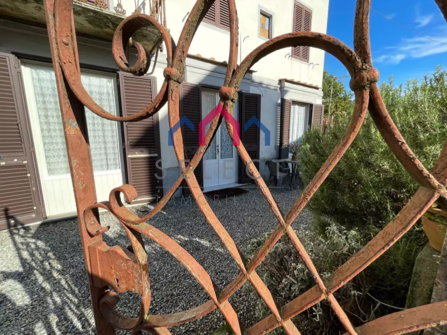 Immagine 2 di Appartamento in vendita  a Borgo A Mozzano