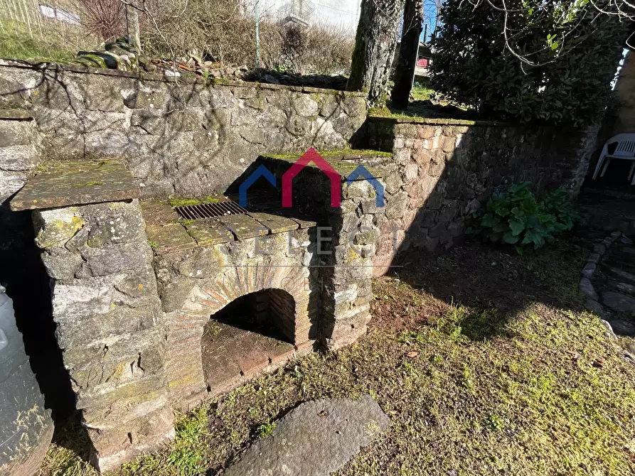 Immagine 26 di Appartamento in vendita  a Borgo A Mozzano