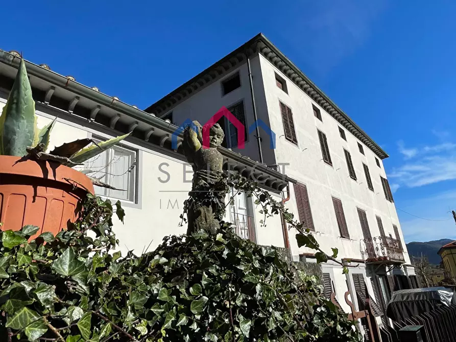 Immagine 1 di Appartamento in vendita  a Borgo A Mozzano