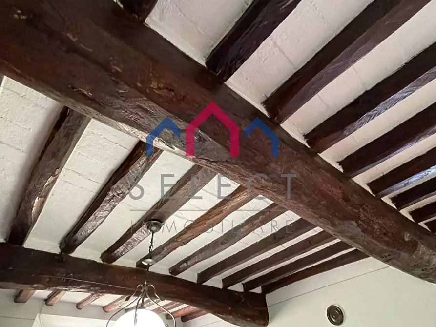 Immagine 13 di Appartamento in vendita  a Borgo A Mozzano