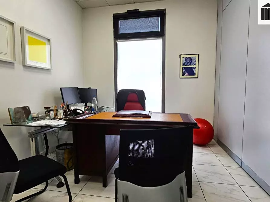 Immagine 4 di Ufficio in vendita  a Santa Croce Sull'arno