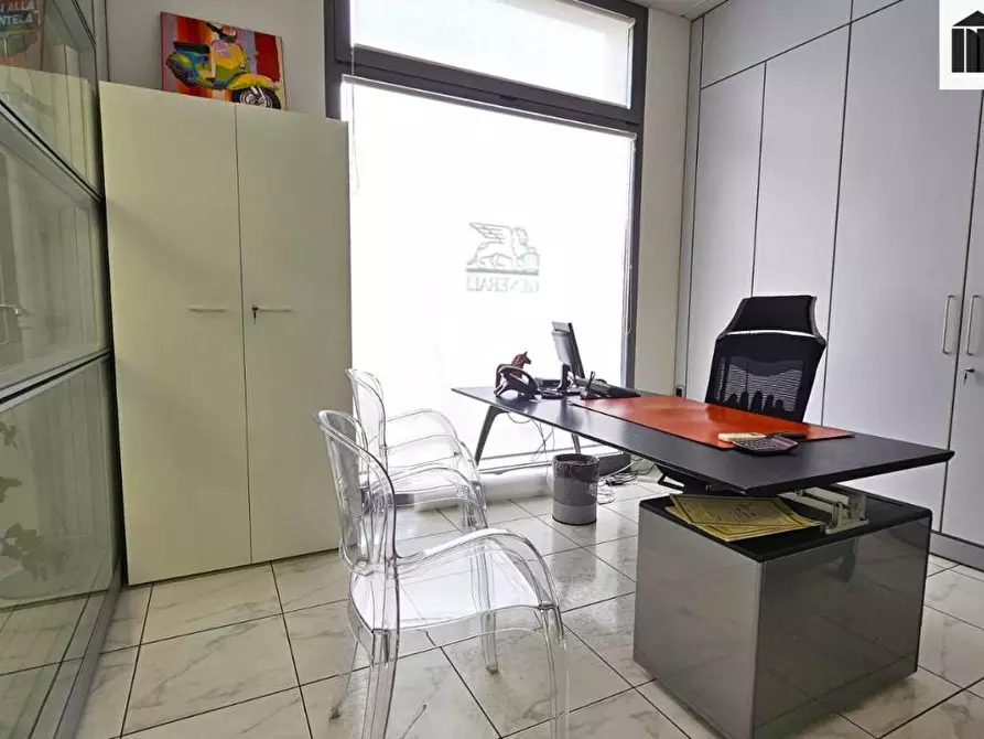 Immagine 10 di Ufficio in vendita  a Santa Croce Sull'arno