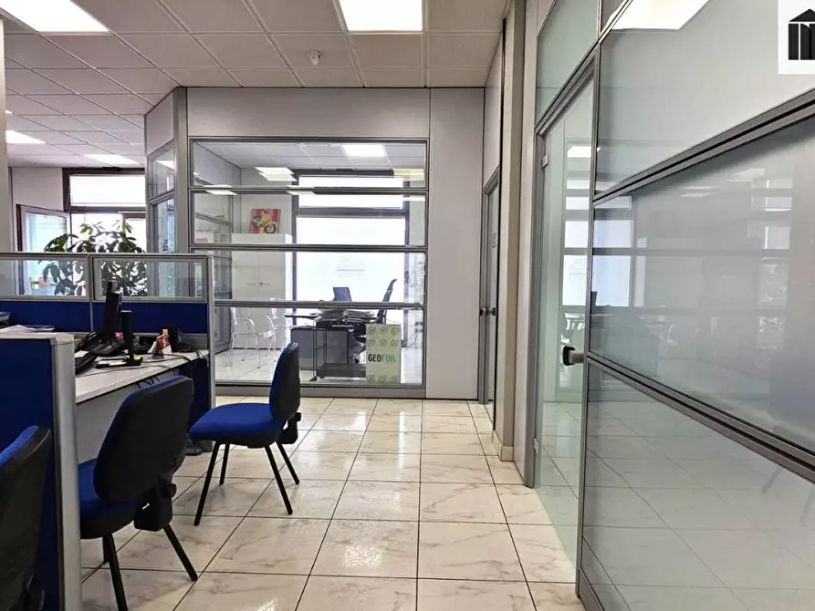 Immagine 27 di Ufficio in vendita  a Santa Croce Sull'arno