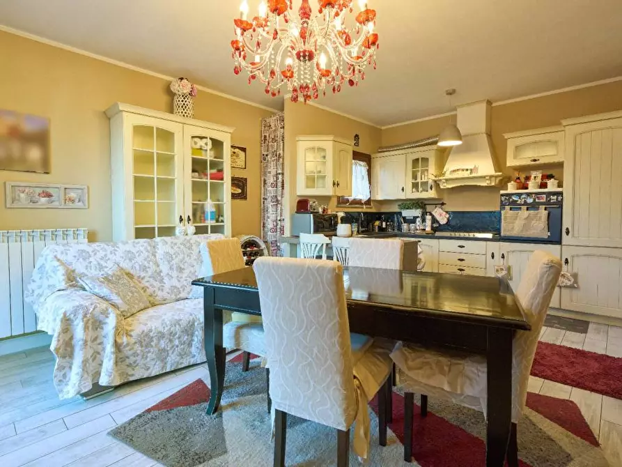 Immagine 6 di Appartamento in vendita  a Santa Croce Sull'arno