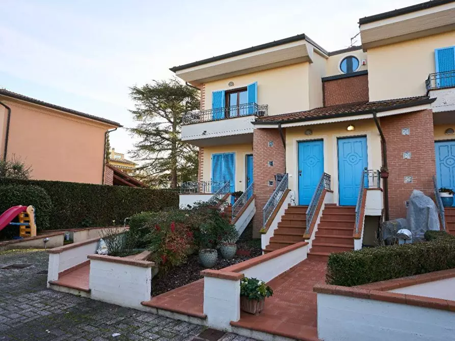 Immagine 2 di Appartamento in vendita  a Santa Croce Sull'arno