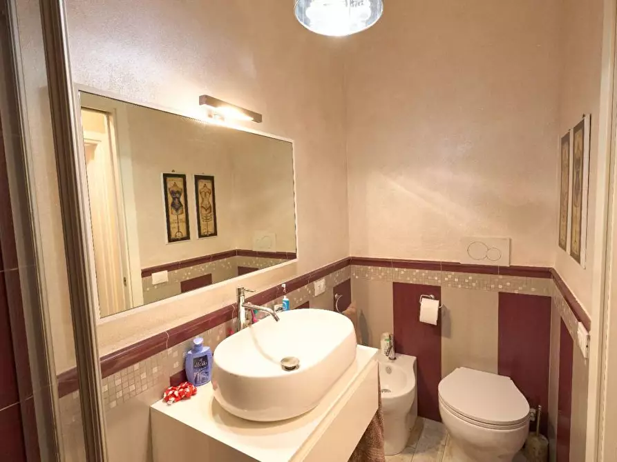 Immagine 13 di Appartamento in vendita  a Santa Croce Sull'arno