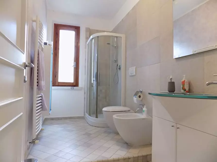 Immagine 13 di Appartamento in vendita  a Cerreto Guidi