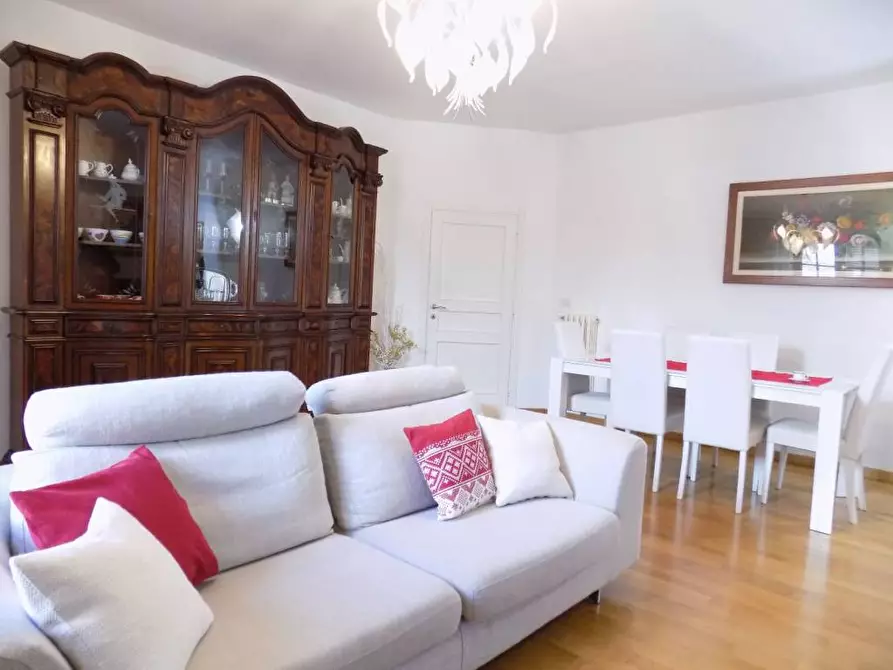 Immagine 2 di Appartamento in vendita  a Cerreto Guidi