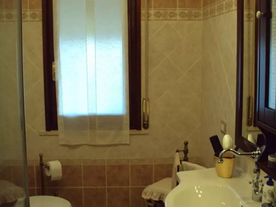 Immagine 10 di Appartamento in vendita  a Fucecchio