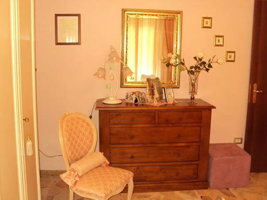 Immagine 7 di Appartamento in vendita  a Fucecchio