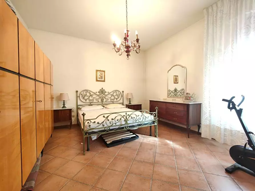 Immagine 13 di Villa in vendita  a Fucecchio