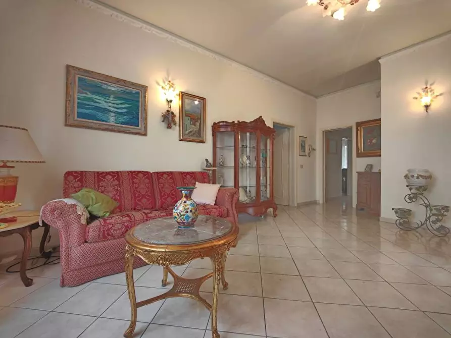 Immagine 23 di Villa in vendita  a Fucecchio