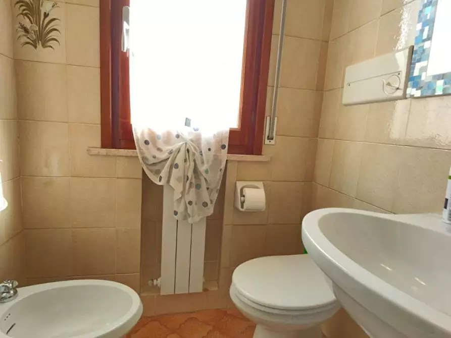 Immagine 10 di Villa in vendita  a Fucecchio