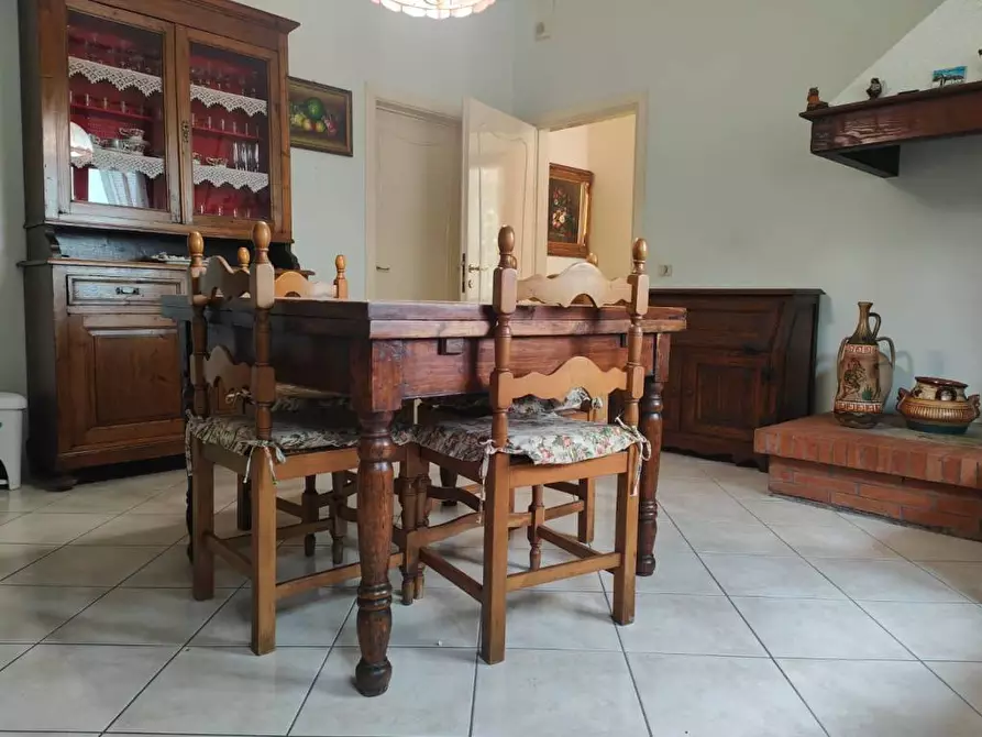 Immagine 18 di Villa in vendita  a Fucecchio