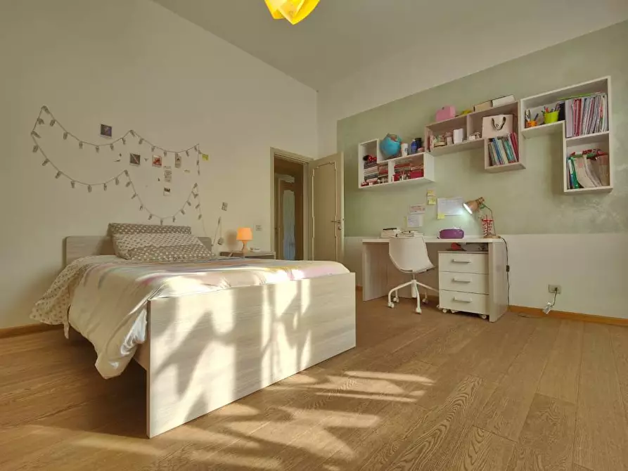 Immagine 9 di Villa in vendita  a Fucecchio