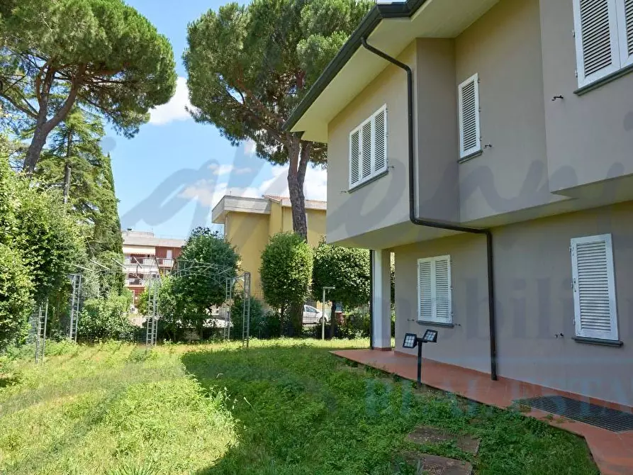 Immagine 16 di Appartamento in affitto  a Fucecchio