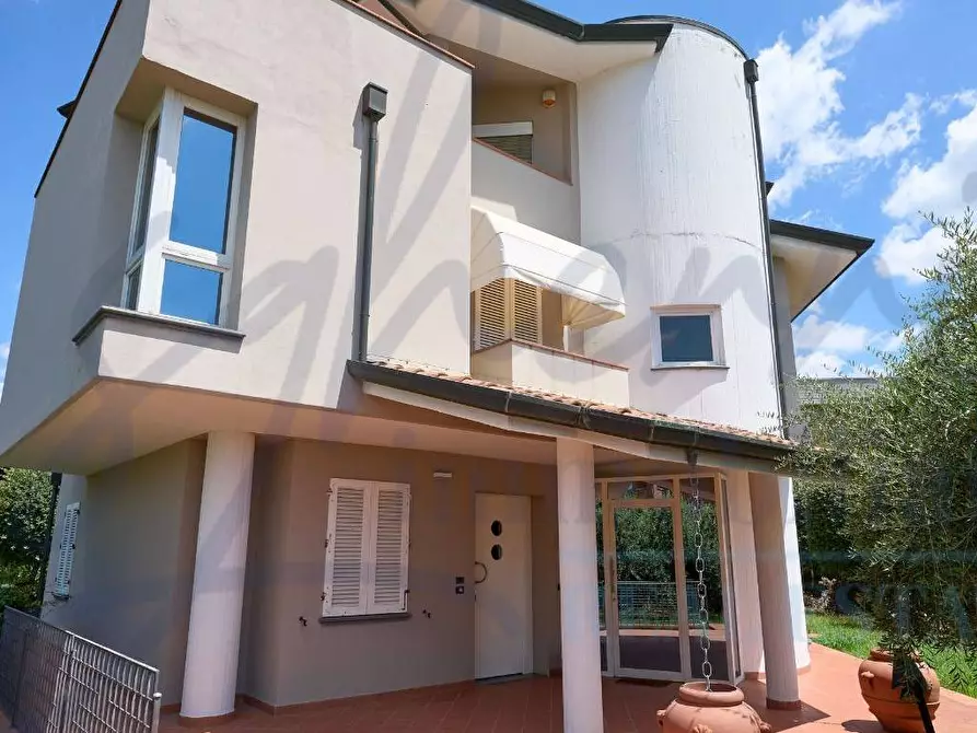 Immagine 15 di Appartamento in affitto  a Fucecchio