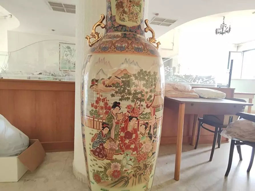 Immagine 3 di Negozio in vendita  a Fucecchio