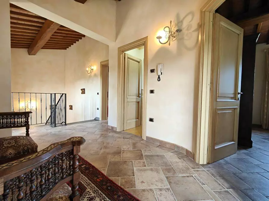 Immagine 18 di Casa colonica in vendita  a Palaia
