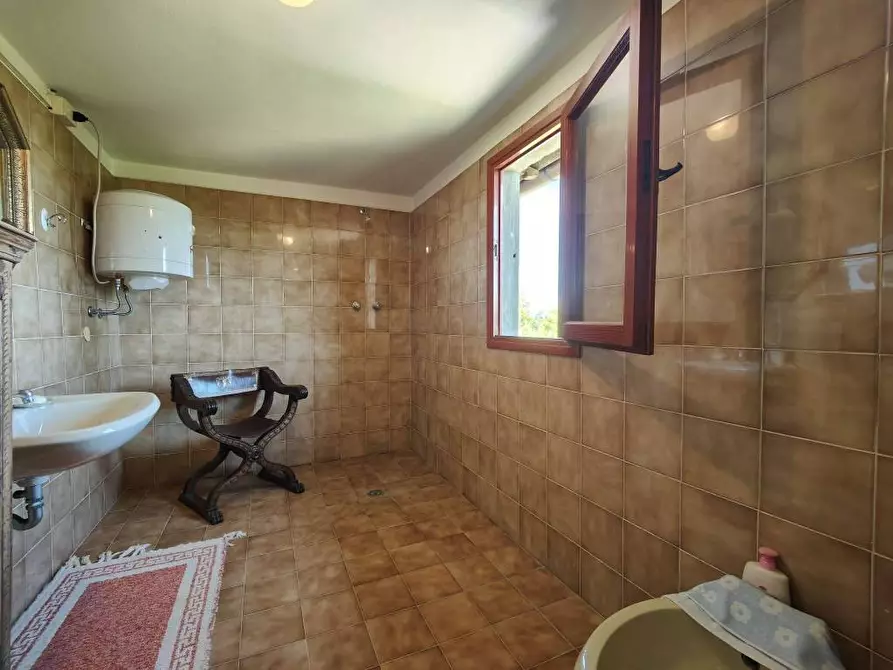 Immagine 31 di Casa colonica in vendita  a Palaia