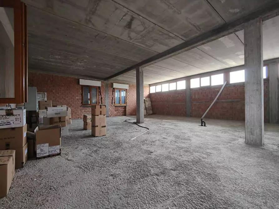 Immagine 9 di Capannone industriale in vendita  a Cerreto Guidi