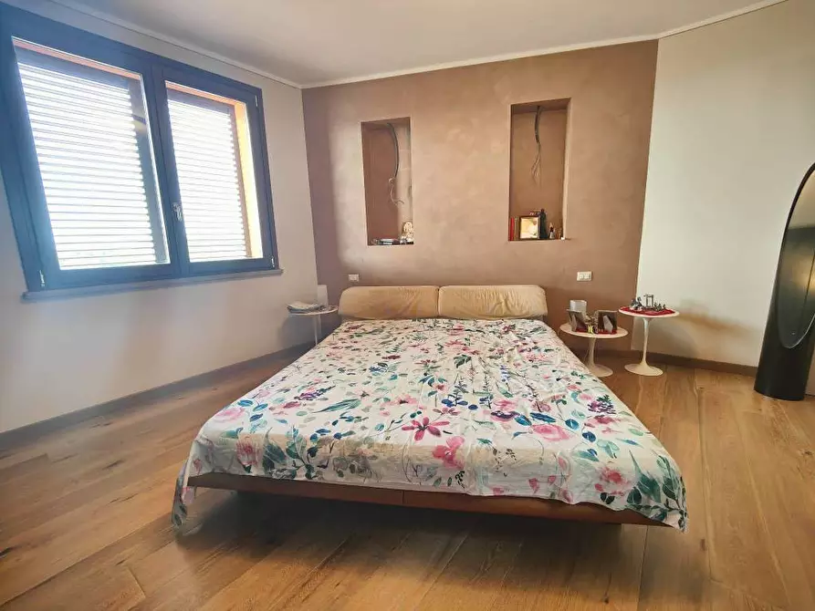 Immagine 17 di Villa in vendita  a San Miniato