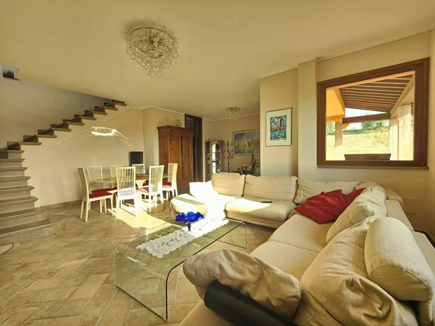 Immagine 25 di Villa in vendita  a San Miniato