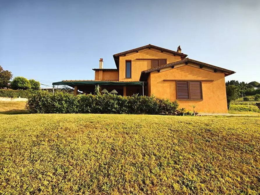 Immagine 38 di Villa in vendita  a San Miniato