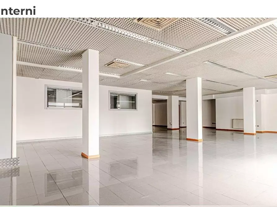 Immagine 12 di Ufficio in vendita  a Santa Croce Sull'arno