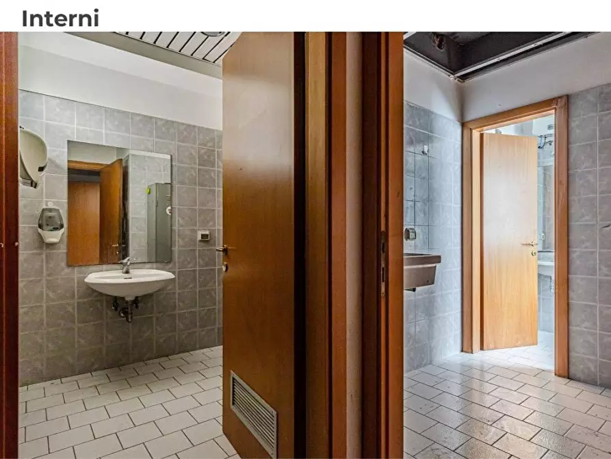 Immagine 6 di Ufficio in vendita  a Santa Croce Sull'arno